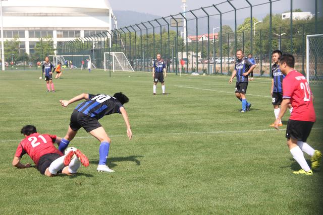 足球团体活动